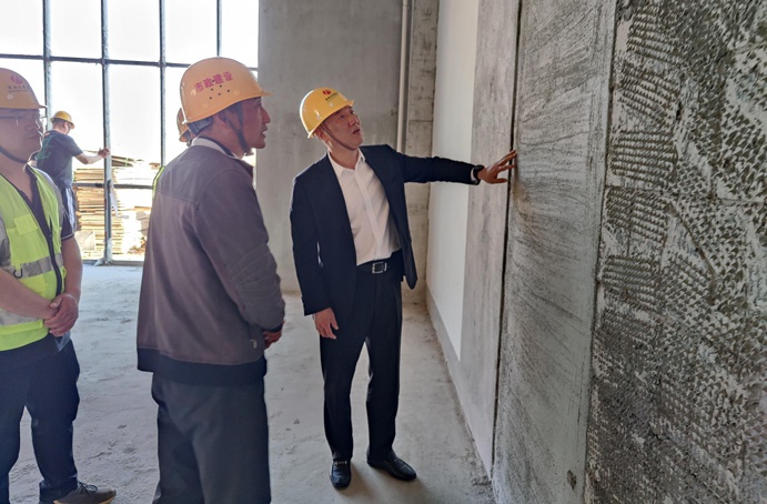 徐旭前往市政公用城三期項(xiàng)目、市政綠色建材科技產(chǎn)業(yè)園項(xiàng)目調(diào)研